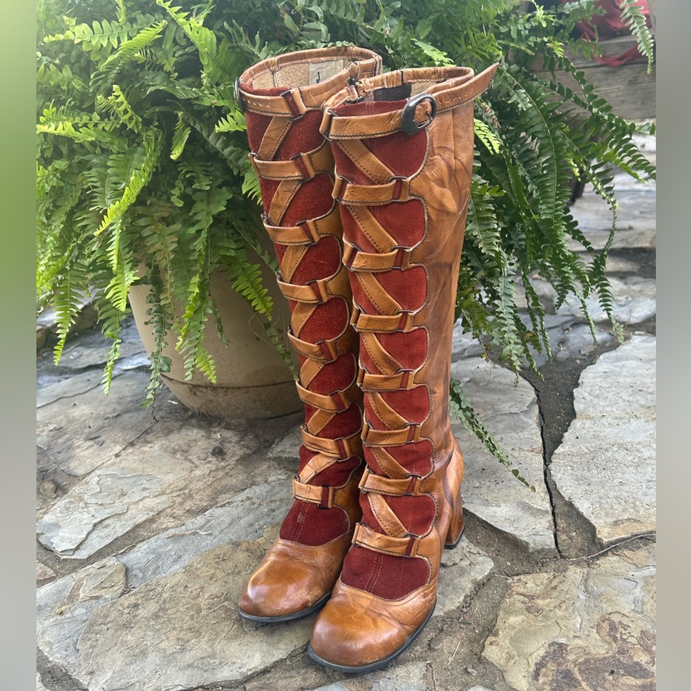 Sbicca Vintage 70s Lace Up Leather Boots, Granny Campus Packer Boots,  8 1/2 N